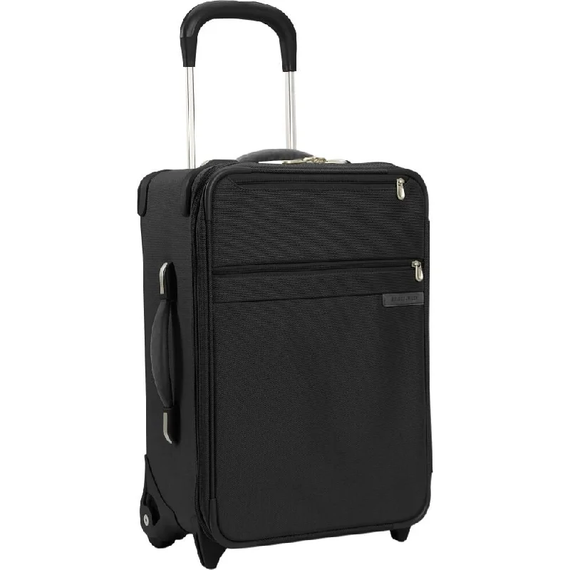 Leather luggage handles for a comfortable and stylish gripBaseline 20 Carry On Expandable Upright Leather luggage handles for a comfortable and stylish gripBaseline 20 Carry On Expandable Upright