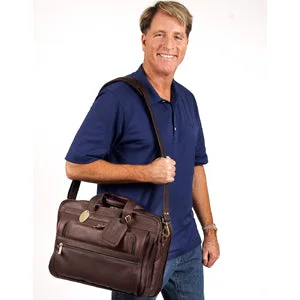 Travel garment hangers that are foldable for easy packingClaire Chase 150 Guardian Computer Brief