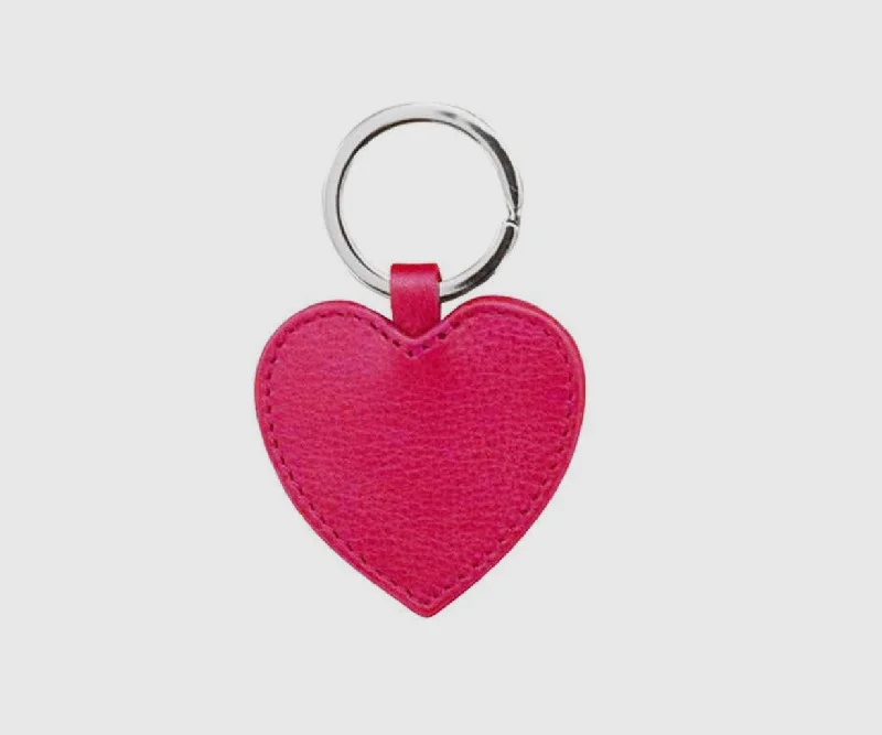Magnetic luggage labels that can be easily changed or removedILI New York- Leather Heart Key Fob- $6.00