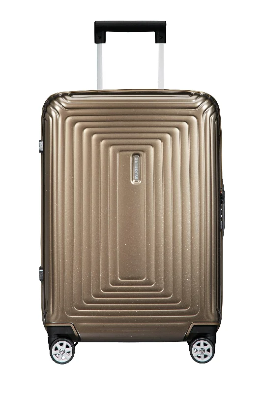 Earplugs and eye masks set for a good sleep during long - haul flightsSamsonite Hand Luggage, Brown (Metallic Sand)