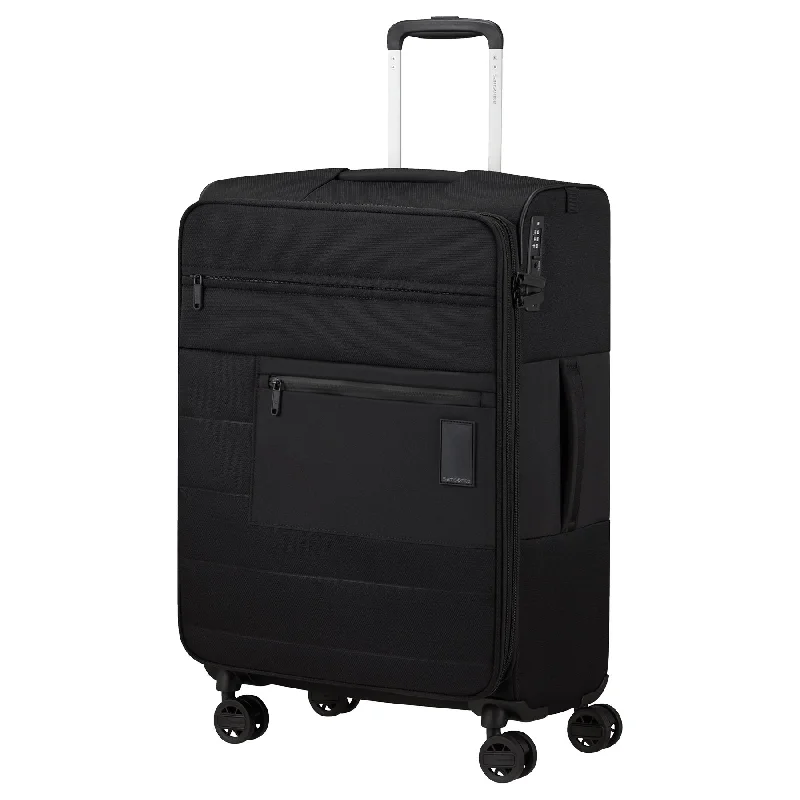 Expandable packing cubes sets in various sizes for organized suitcase packingSamsonite Vaycay Spinner Medium Expandable Luggage