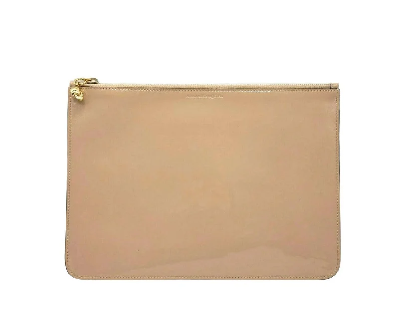 Top-rated money clips for everyday useAlexander McQueen Women's Charm Patent Leather SkullPouch Top-rated money clips for everyday useAlexander McQueen Women's Charm Patent Leather SkullPouch