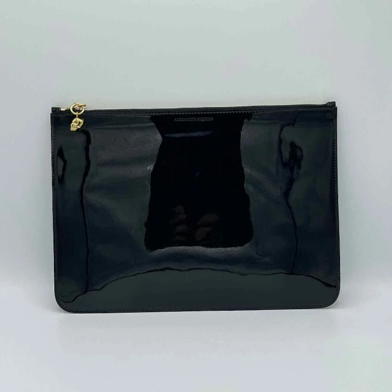 Money clips for holding large amounts of cashAlexander McQueen Women's Patent Leather SkullPouch Money clips for holding large amounts of cashAlexander McQueen Women's Patent Leather SkullPouch