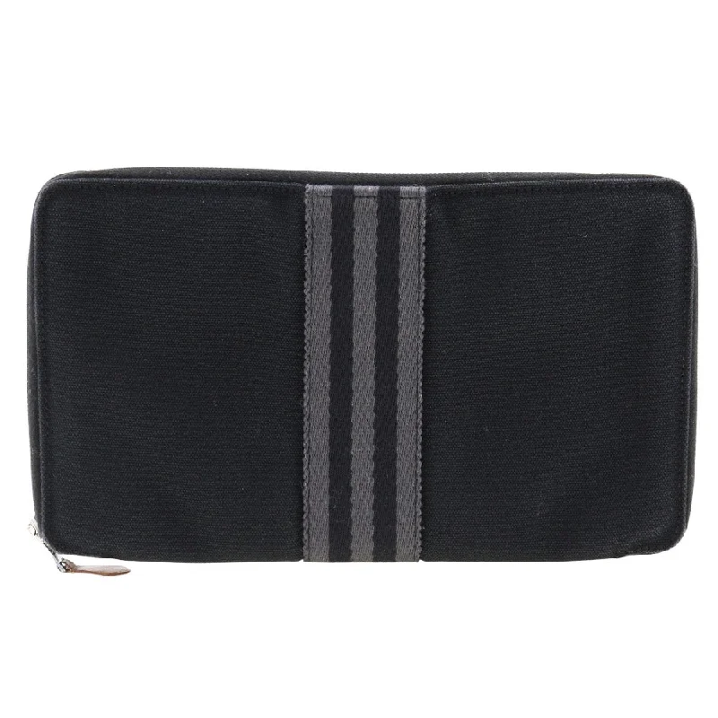 Eco-friendly money clips made from sustainable materialsHermès Fool Toe Cotton Wallet (Pre-Owned) Eco-friendly money clips made from sustainable materialsHermès Fool Toe Cotton Wallet (Pre-Owned)