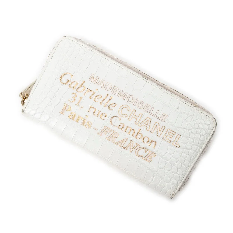 Women's money clip with a personalized engraving optionMademoiselle Gabrielle Zip Around Wallet Women's money clip with a personalized engraving optionMademoiselle Gabrielle Zip Around Wallet