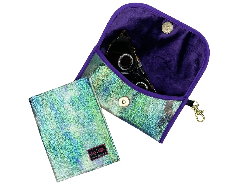 How to choose the right money clipMermaid Shimmer Sunglass Case And Passport Holder In Mermaid Shimmer Purple How to choose the right money clipMermaid Shimmer Sunglass Case And Passport Holder In Mermaid Shimmer Purple