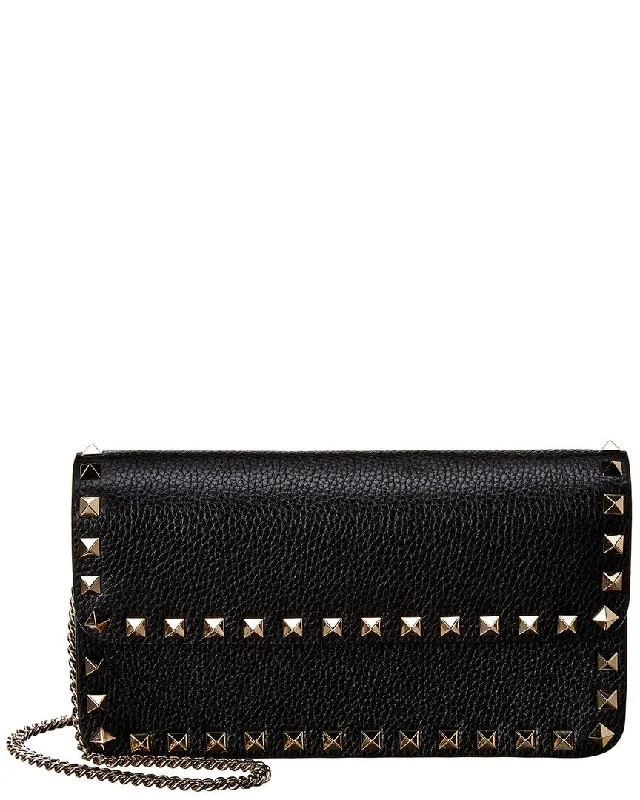 Money clips for holding large amounts of cashValentino Rockstud Grainy Leather Wallet On Chain