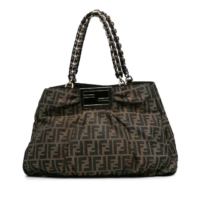 Oversized Jute Tote Bag in Natural Color with Rope Handles for a Beach VacationBrown Fendi Zucca Canvas Mia Tote