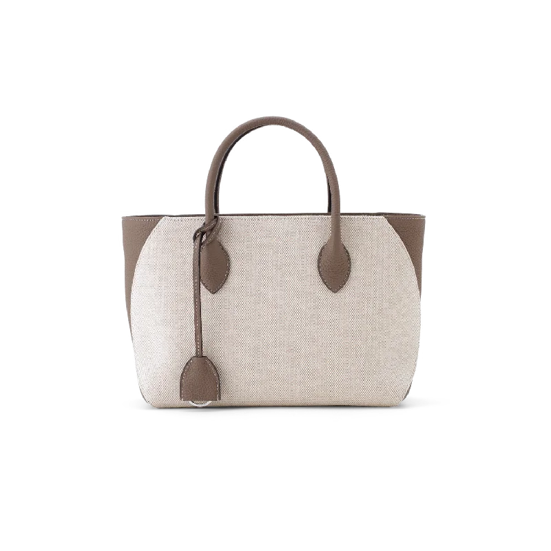 Metallic Tote Bag in Rose Gold with Chain Handles for a Glamorous Night OutCanvas Mia Tote Bag Small Metallic Tote Bag in Rose Gold with Chain Handles for a Glamorous Night OutCanvas Mia Tote Bag Small
