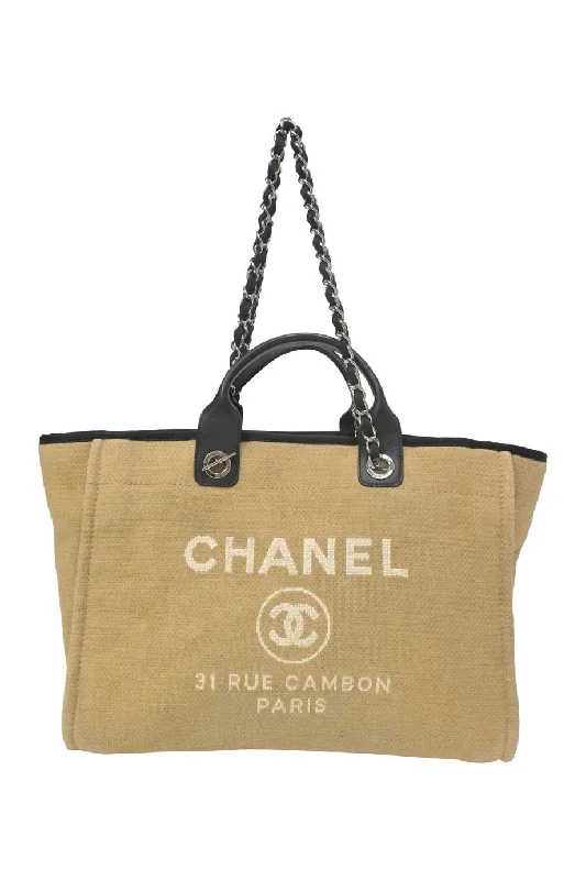 Medium - Sized Canvas Tote Bag in Navy Blue with Striped Pattern for a Nautical - Inspired Look[WB7006] Chanel | Tote Bag
