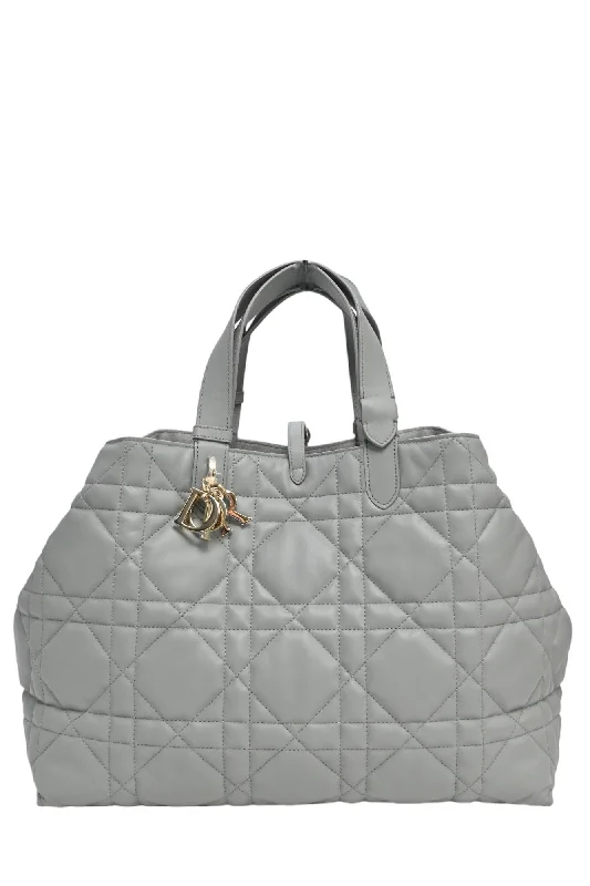 Patchwork Tote Bag in Denim with Vintage - Inspired Designs for a Retro Appeal[WB5787] Christian Dior | Tote Bag