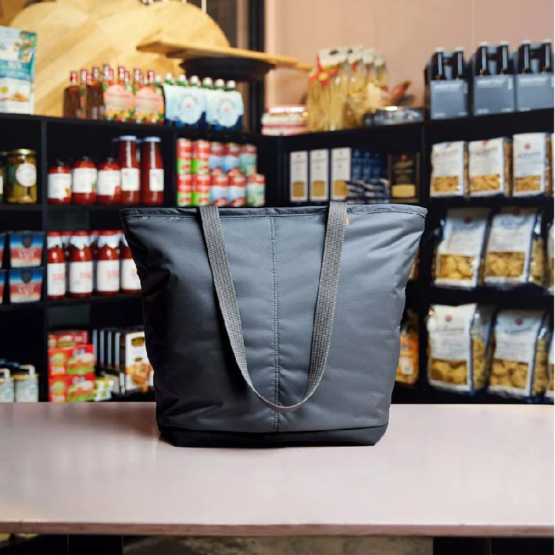 Metallic Tote Bag in Rose Gold with Chain Handles for a Glamorous Night OutCooler Insulated Tote - Charcoal Metallic Tote Bag in Rose Gold with Chain Handles for a Glamorous Night OutCooler Insulated Tote - Charcoal