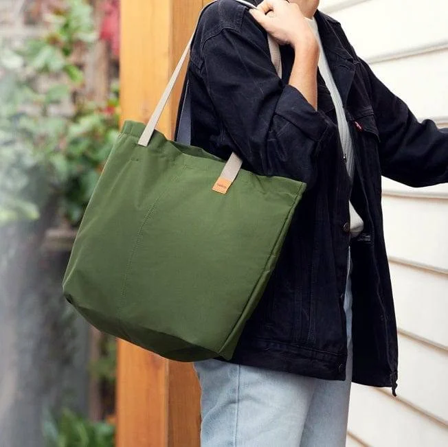 Tote Bag with RFID - Blocking Pocket in Black for Protecting Your Cards and InformationMarket Tote Bag - Ranger Green Tote Bag with RFID - Blocking Pocket in Black for Protecting Your Cards and InformationMarket Tote Bag - Ranger Green