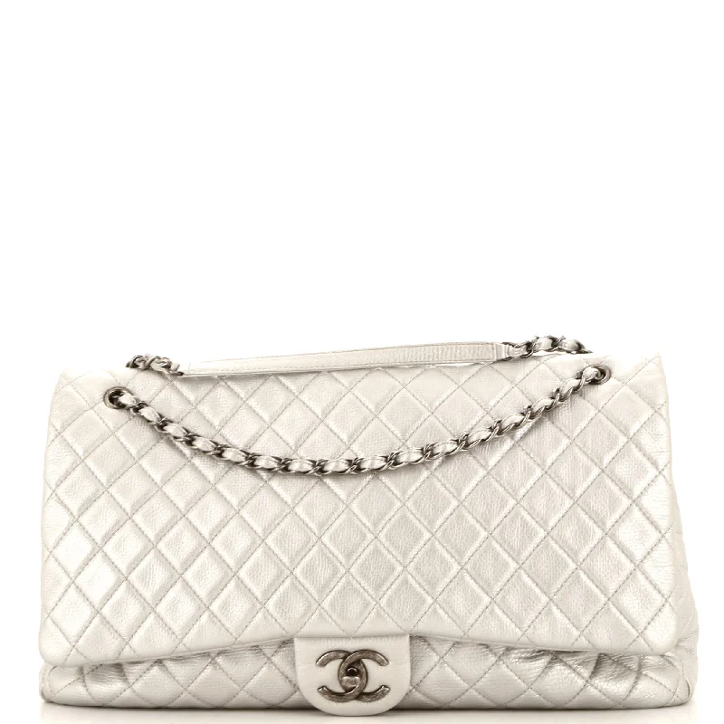 Crossbody Shoulder Bag in Black Leather with Gold Hardware for Night OutsAirlines CC Flap Bag Quilted Calfskin XXL