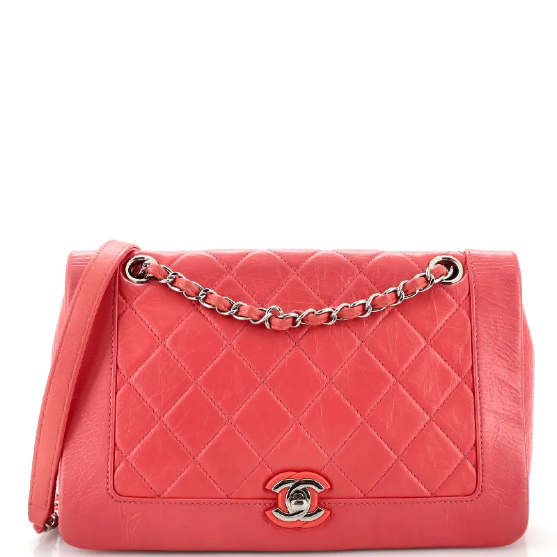 Shoulder Bag with Chain Strap in Silver for a Trendy AppearanceBi Vintage Full Flap Bag Quilted Crumpled Calfskin Medium Shoulder Bag with Chain Strap in Silver for a Trendy AppearanceBi Vintage Full Flap Bag Quilted Crumpled Calfskin Medium