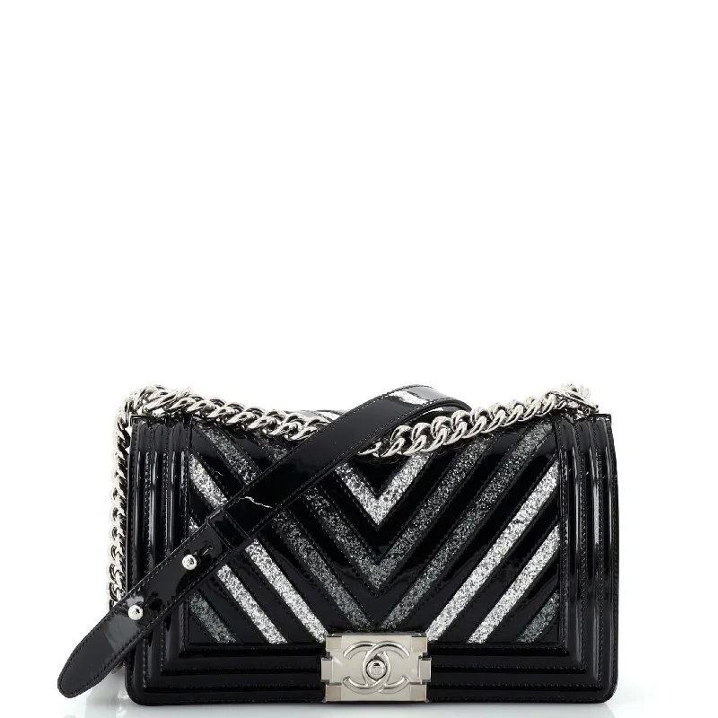 Pvc Shoulder Bag in Clear with Glitter for a Fun and Modern LookBoy Flap Bag Chevron Patent with Glitter PVC Old Medium Pvc Shoulder Bag in Clear with Glitter for a Fun and Modern LookBoy Flap Bag Chevron Patent with Glitter PVC Old Medium