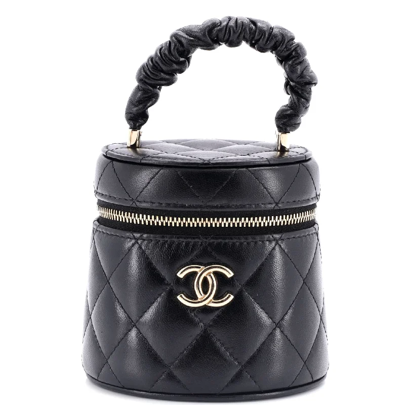 Metallic Shoulder Bag in Gold for Special OccasionsCC Ruched Top Handle Vanity Case Quilted Lambskin Mini Metallic Shoulder Bag in Gold for Special OccasionsCC Ruched Top Handle Vanity Case Quilted Lambskin Mini