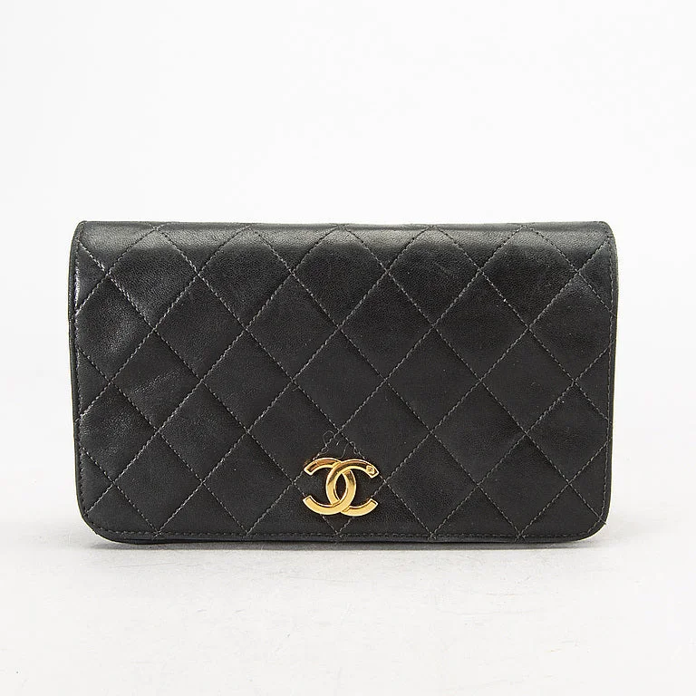 Crossbody Shoulder Bag in Black Leather with Gold Hardware for Night OutsChanel Matelasse Patent Leather Single Flap Single Chain Bag Black Gold Hardware