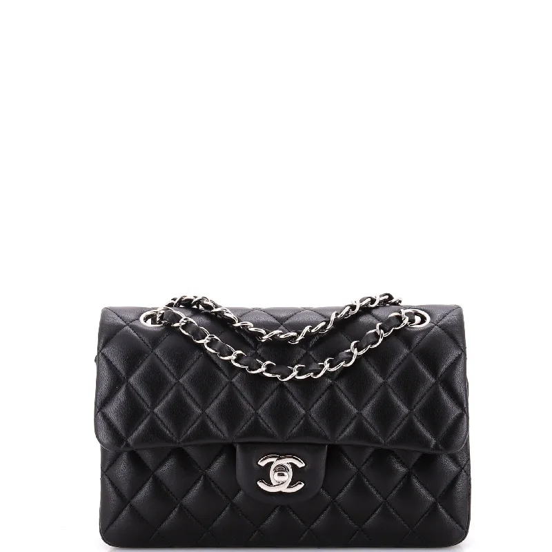 Shoulder Bag with Chain Strap in Silver for a Trendy AppearanceClassic Double Flap Bag Quilted Lambskin Small Shoulder Bag with Chain Strap in Silver for a Trendy AppearanceClassic Double Flap Bag Quilted Lambskin Small