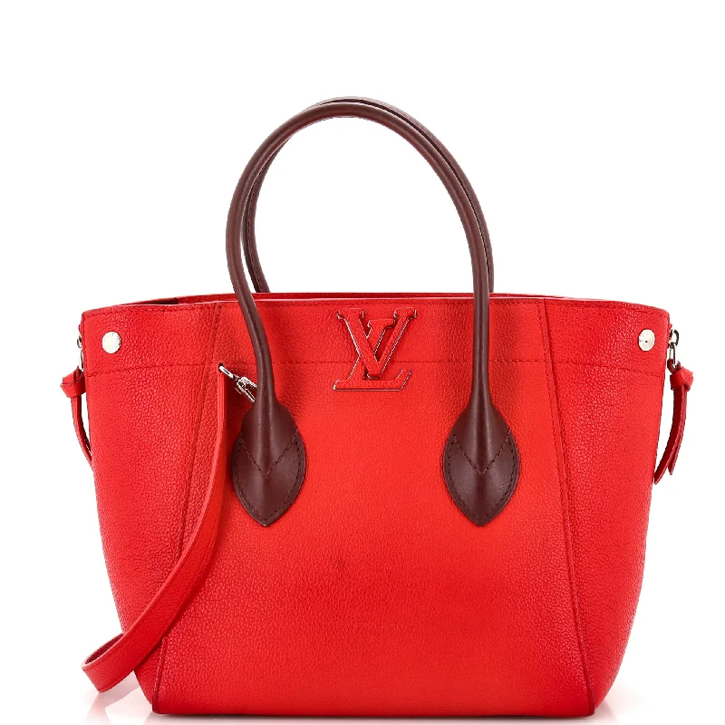 Metallic Shoulder Bag in Gold for Special OccasionsFreedom Handbag Calfskin