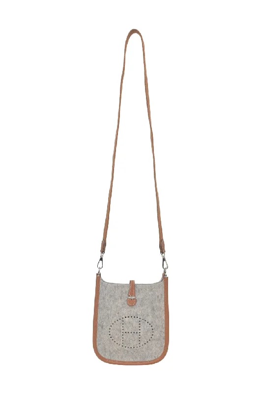 Women's Shoulder Bag with Fringe Details in Brown for a Bohemian Style[WB6335] Hermès | Cross-Body Bag