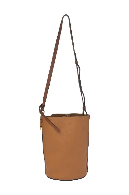 Suede Shoulder Bag in Pink with Tassel Accents for Casual Outings[WB6172] Loewe | Shoulder Bag