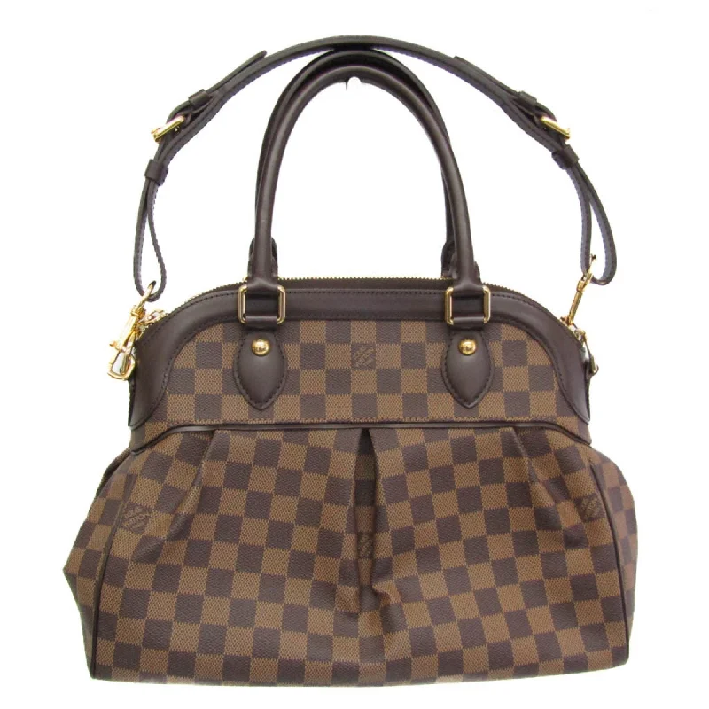 Women's Shoulder Bag with Faux Fur Strap in White for Winter StyleLouis Vuitton Trevi Canvas Shoulder Bag (Pre-Owned) Women's Shoulder Bag with Faux Fur Strap in White for Winter StyleLouis Vuitton Trevi Canvas Shoulder Bag (Pre-Owned)