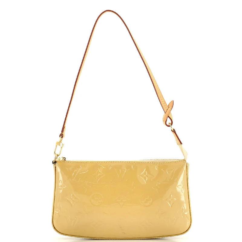 Crossbody Shoulder Bag in Black Leather with Gold Hardware for Night OutsPochette Accessoires NM Monogram Vernis Crossbody Shoulder Bag in Black Leather with Gold Hardware for Night OutsPochette Accessoires NM Monogram Vernis