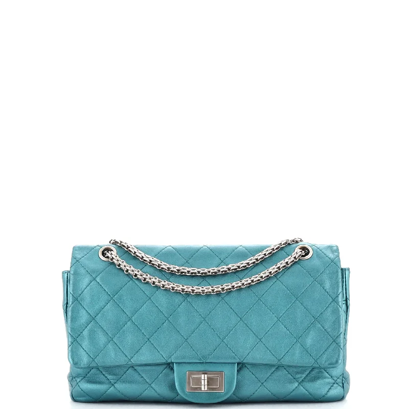 Crossbody Shoulder Bag in Black Leather with Gold Hardware for Night OutsReissue 2.55 Flap Bag Quilted Metallic Aged Calfskin 227