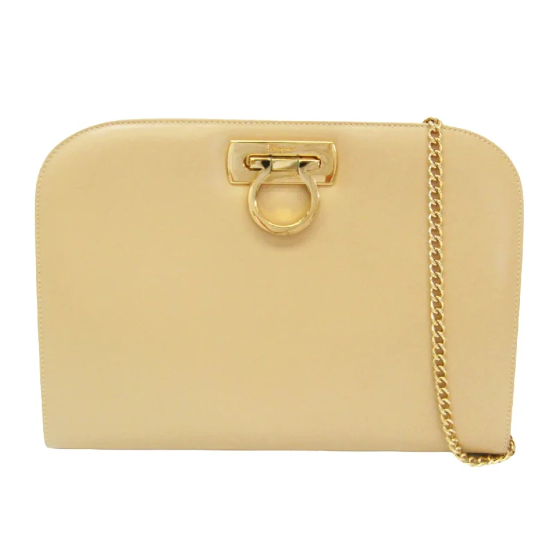 Metallic Shoulder Bag in Gold for Special OccasionsSalvatore Ferragamo Diana Leather Shoulder Bag (Pre-Owned) Metallic Shoulder Bag in Gold for Special OccasionsSalvatore Ferragamo Diana Leather Shoulder Bag (Pre-Owned)