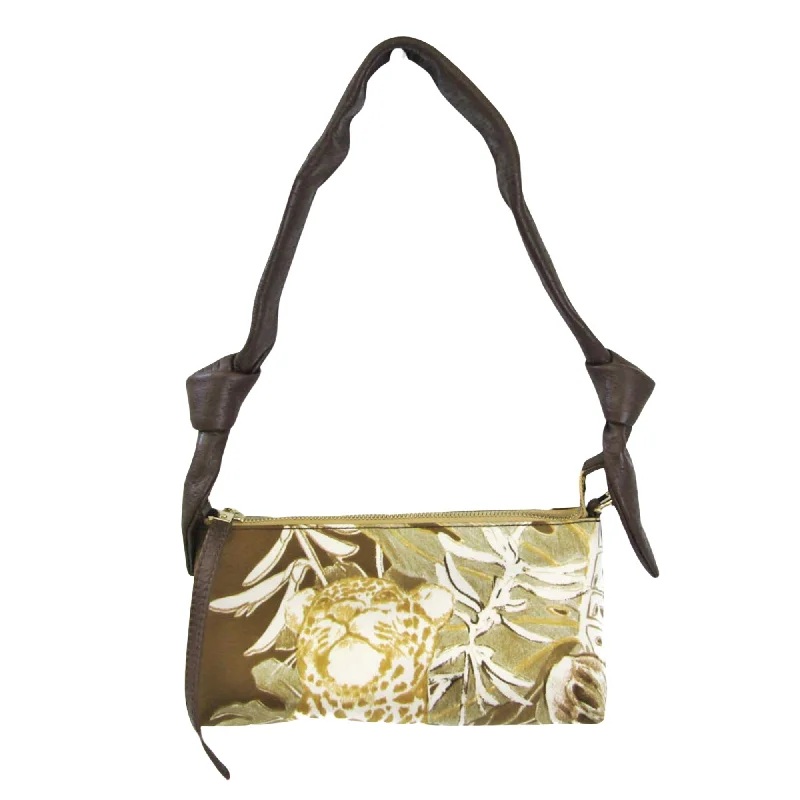 Printed Silk Shoulder Bag in Red for a Pop of ColorSalvatore Ferragamo Synthetic Shoulder Bag (Pre-Owned) Printed Silk Shoulder Bag in Red for a Pop of ColorSalvatore Ferragamo Synthetic Shoulder Bag (Pre-Owned)