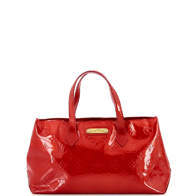 Pvc Shoulder Bag in Clear with Glitter for a Fun and Modern LookWilshire Handbag Monogram Vernis PM Pvc Shoulder Bag in Clear with Glitter for a Fun and Modern LookWilshire Handbag Monogram Vernis PM
