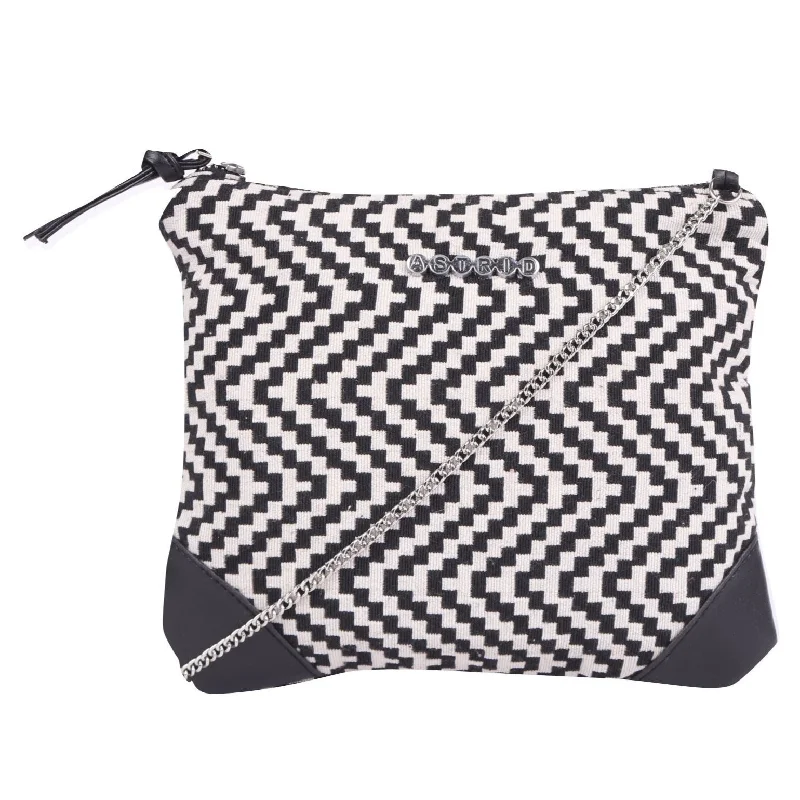 Snake - Skin Effect Clutch in Green for Exotic PartiesBlack & White Textured Cotton Girls Sling Snake - Skin Effect Clutch in Green for Exotic PartiesBlack & White Textured Cotton Girls Sling