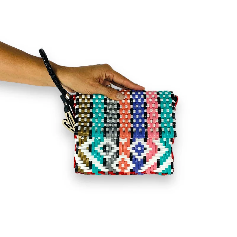 Women's Lizard - Print Clutch in Brown for a Chic LookMaria Victoria | Bliss CA | Upcycled, Handwoven, Wristlet Women's Lizard - Print Clutch in Brown for a Chic LookMaria Victoria | Bliss CA | Upcycled, Handwoven, Wristlet