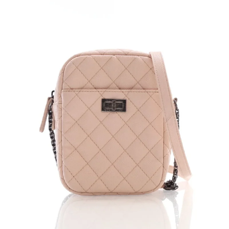 Women's Crossbody Bag with Chain Strap in Gold for a Glamorous TouchChanel 16P Reissue Camera Bag Pink Calfskin Women's Crossbody Bag with Chain Strap in Gold for a Glamorous TouchChanel 16P Reissue Camera Bag Pink Calfskin