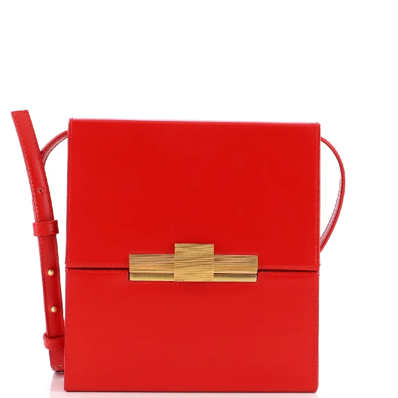 Women's Crossbody Bag with Zippered Pocket on the Back in Red for SecurityDaisy Bag Leather Mini Women's Crossbody Bag with Zippered Pocket on the Back in Red for SecurityDaisy Bag Leather Mini