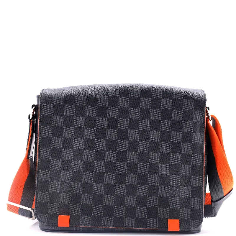 Medium - sized Canvas Crossbody Bag in Beige with Floral Print for Spring OutingsDistrict NM Messenger Bag Damier Graphite PM Medium - sized Canvas Crossbody Bag in Beige with Floral Print for Spring OutingsDistrict NM Messenger Bag Damier Graphite PM
