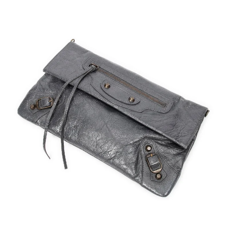 Women's Crossbody Bag with Multiple Compartments in Gray for Organized Daily UseEnvelope Clutch Crossbody Women's Crossbody Bag with Multiple Compartments in Gray for Organized Daily UseEnvelope Clutch Crossbody