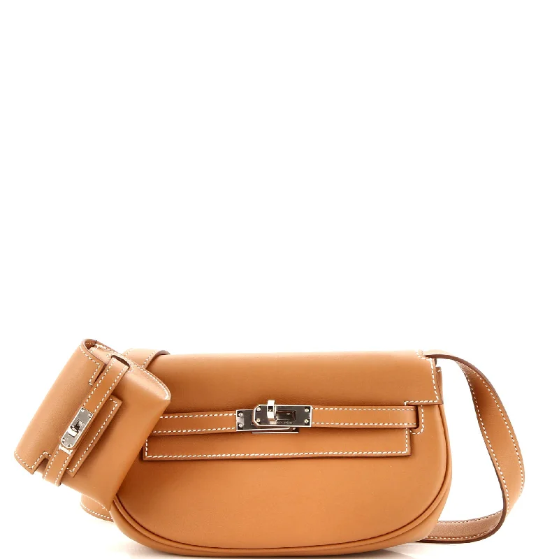 Quilted Leather Crossbody Bag in Cream for a Classic and Elegant AppearanceKelly Moove Bag Swift Quilted Leather Crossbody Bag in Cream for a Classic and Elegant AppearanceKelly Moove Bag Swift