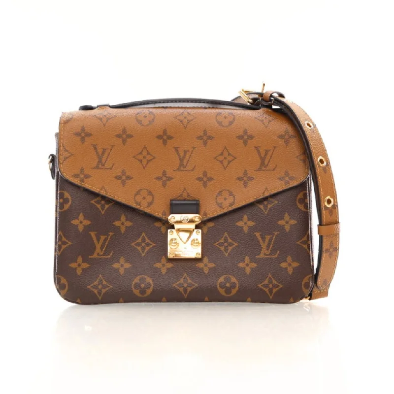 Women's Small Leather Crossbody Bag in Black with Gold Hardware for Evening PartiesLouis Vuitton Pochette Metis Women's Small Leather Crossbody Bag in Black with Gold Hardware for Evening PartiesLouis Vuitton Pochette Metis