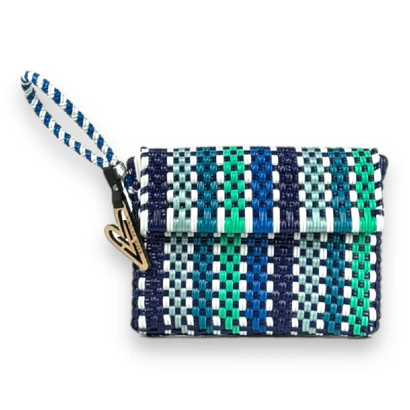 Snake - Skin Effect Clutch in Green for Exotic PartiesMaria Victoria | Luxe CA | Upcycled, Handwoven, Wristlet Snake - Skin Effect Clutch in Green for Exotic PartiesMaria Victoria | Luxe CA | Upcycled, Handwoven, Wristlet