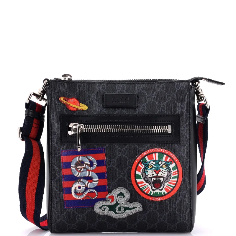 Quilted Leather Crossbody Bag in Cream for a Classic and Elegant AppearanceNight Courrier Zip Messenger GG Coated Canvas with Applique Small Quilted Leather Crossbody Bag in Cream for a Classic and Elegant AppearanceNight Courrier Zip Messenger GG Coated Canvas with Applique Small