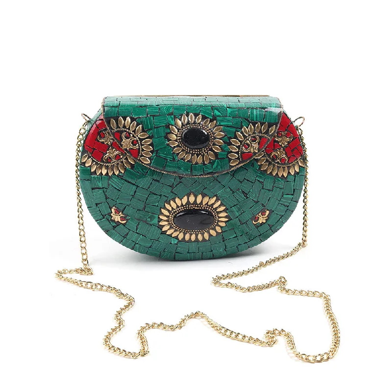 Snake - Skin Effect Clutch in Green for Exotic PartiesOdette Oval Shape Metal Green Tinted Ethnic Clutch Snake - Skin Effect Clutch in Green for Exotic PartiesOdette Oval Shape Metal Green Tinted Ethnic Clutch