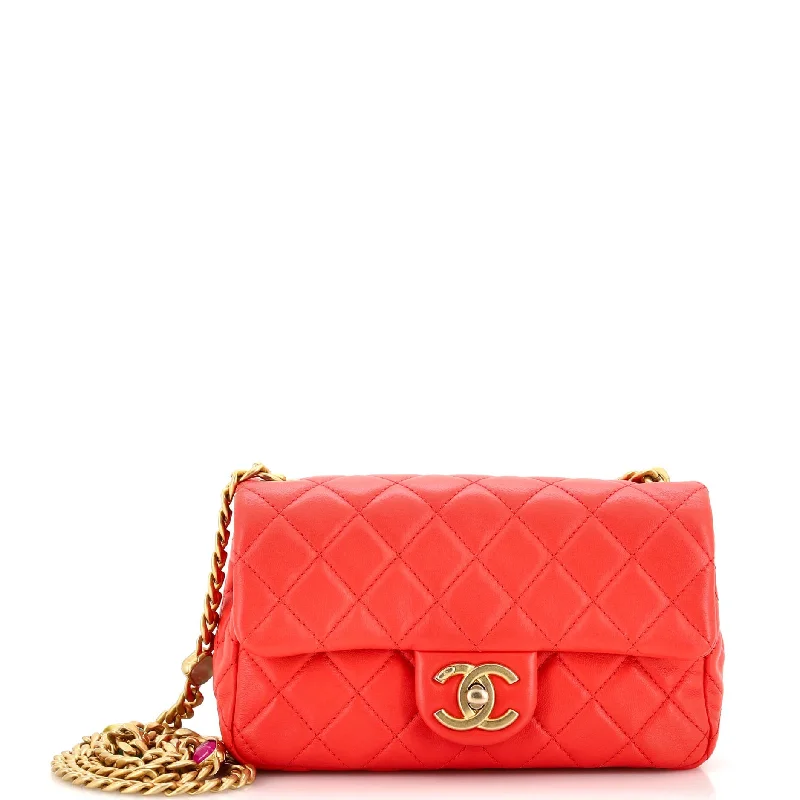 Women's Crossbody Bag with Magnetic Closure in White for Quick AccessPearl Samba Resin Chain Flap Bag Quilted Lambskin Mini Women's Crossbody Bag with Magnetic Closure in White for Quick AccessPearl Samba Resin Chain Flap Bag Quilted Lambskin Mini