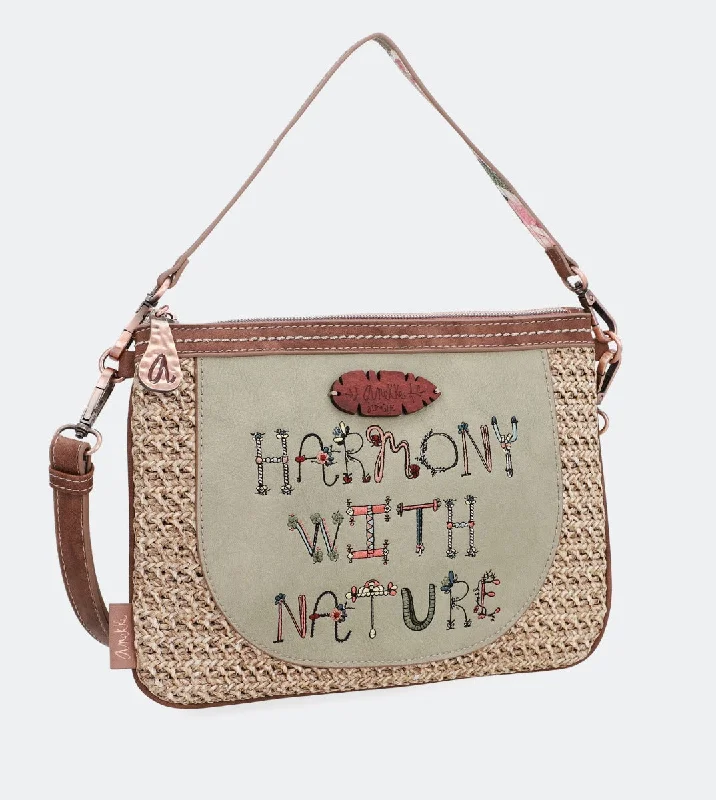 Women's Crossbody Bag with Magnetic Closure in White for Quick AccessPrinted raffia handbag Women's Crossbody Bag with Magnetic Closure in White for Quick AccessPrinted raffia handbag
