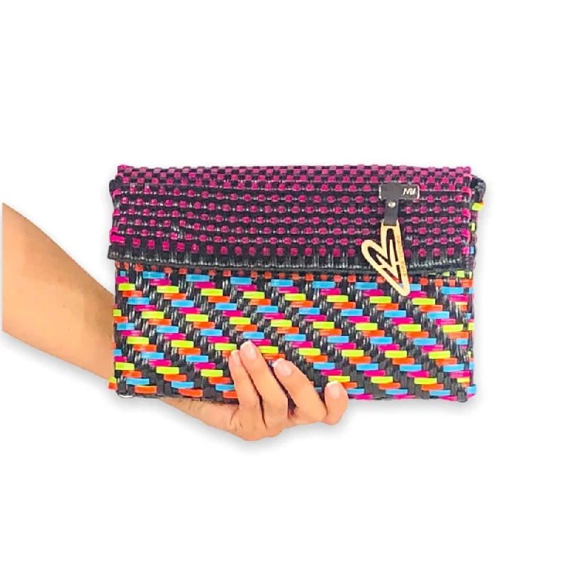 Geometric - Patterned PVC Evening Bag in Multicolor for Trendy Nights OutQuetzal DI Geometric - Patterned PVC Evening Bag in Multicolor for Trendy Nights OutQuetzal DI