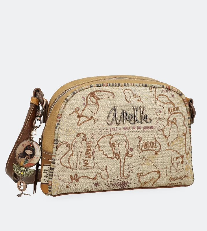 Quilted Leather Crossbody Bag in Cream for a Classic and Elegant AppearanceSafari Fusion Crossbody bag Quilted Leather Crossbody Bag in Cream for a Classic and Elegant AppearanceSafari Fusion Crossbody bag