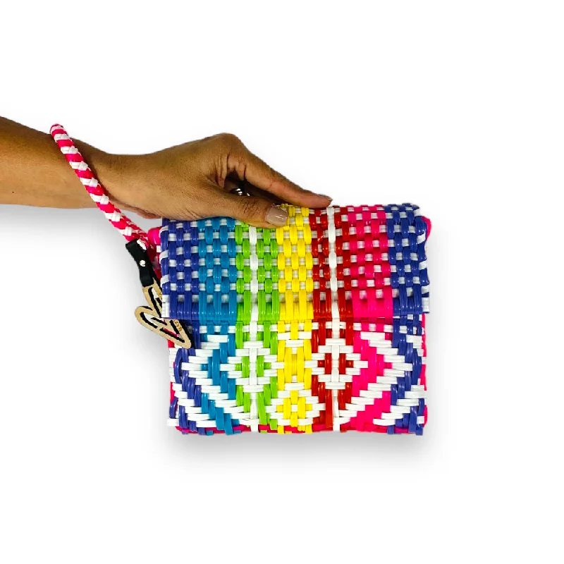 Geometric - Patterned PVC Evening Bag in Multicolor for Trendy Nights OutMaria Victoria | Tropical CA | Upcycled, Handwoven, Wristlet Geometric - Patterned PVC Evening Bag in Multicolor for Trendy Nights OutMaria Victoria | Tropical CA | Upcycled, Handwoven, Wristlet