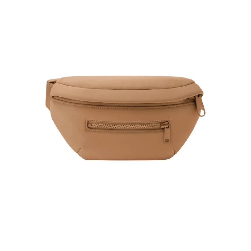 Medium - sized Canvas Crossbody Bag in Beige with Floral Print for Spring OutingsWomen's Ace Fanny Pack Bag In Camel Medium - sized Canvas Crossbody Bag in Beige with Floral Print for Spring OutingsWomen's Ace Fanny Pack Bag In Camel